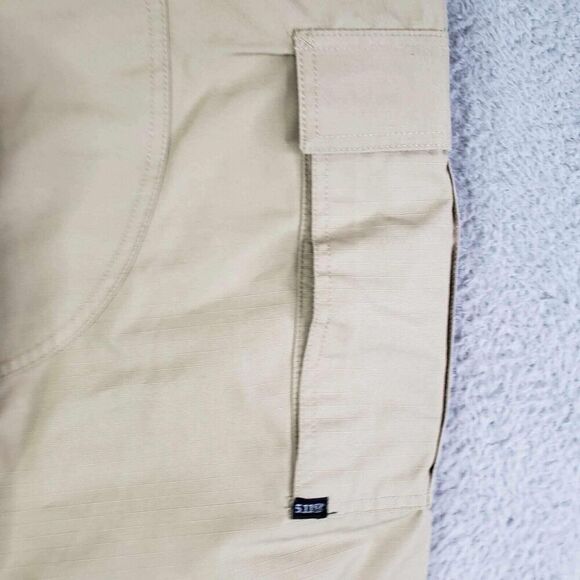 5.11 Cargo Pants Tactical Men’s Size Medium M Tan Khaki Ripstop Straight Leg - Picture 7 of 9